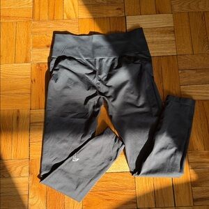 Oner Gray Leggings